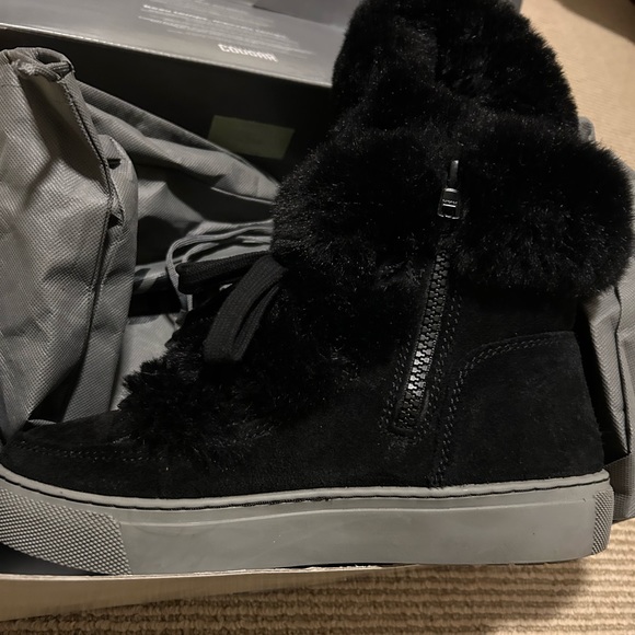 Cougar Dasha Black Suede Snow Boot - Picture 3 of 10